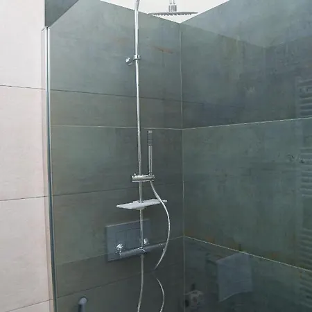 Benefici Отель типа 